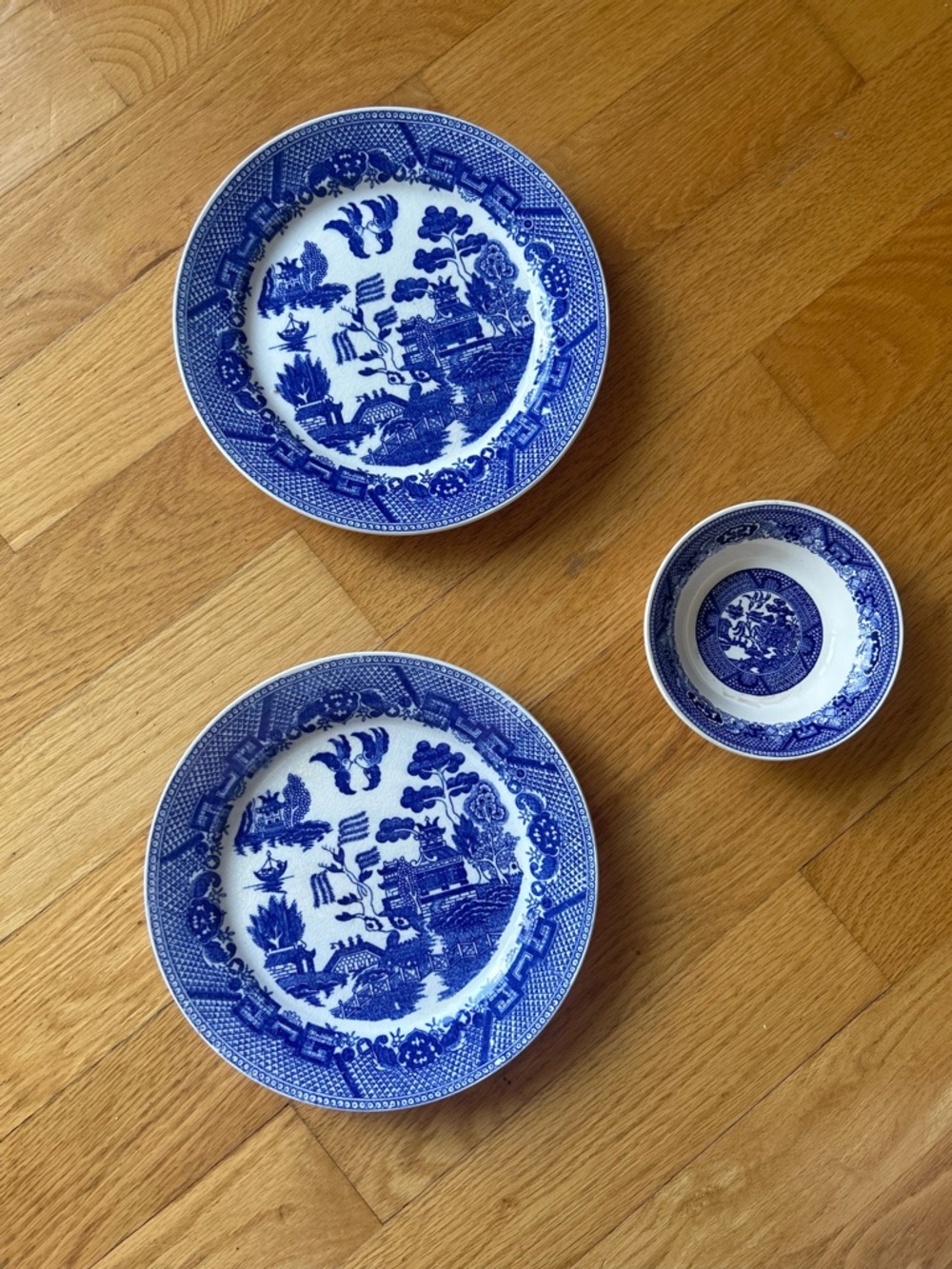 Royal Doulton Blue and White Willow Pattern 8” Dinner Plates with Small Bowl